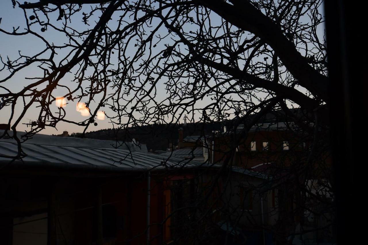 Freedom Square Apartment Tbilisi Buitenkant foto